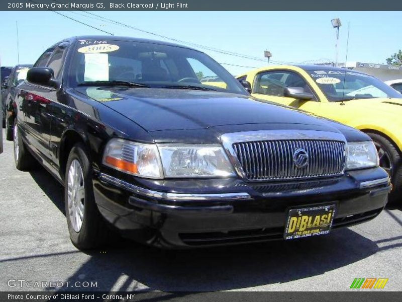Black Clearcoat / Light Flint 2005 Mercury Grand Marquis GS
