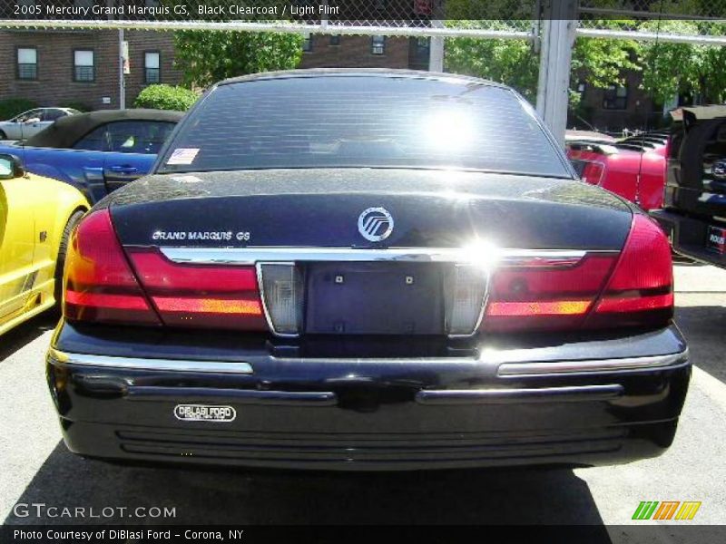 Black Clearcoat / Light Flint 2005 Mercury Grand Marquis GS