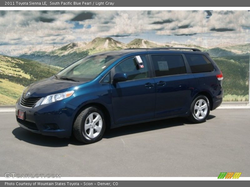South Pacific Blue Pearl / Light Gray 2011 Toyota Sienna LE