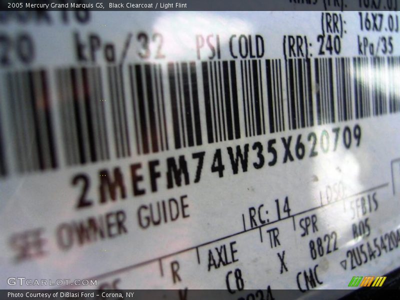 Black Clearcoat / Light Flint 2005 Mercury Grand Marquis GS