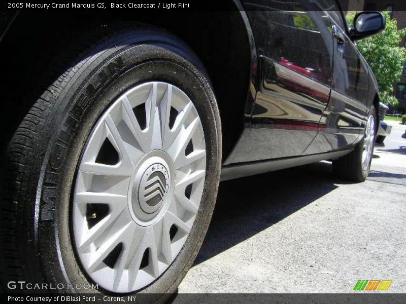 Black Clearcoat / Light Flint 2005 Mercury Grand Marquis GS