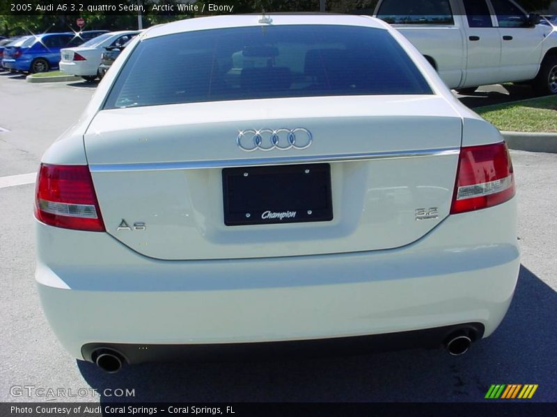 Arctic White / Ebony 2005 Audi A6 3.2 quattro Sedan