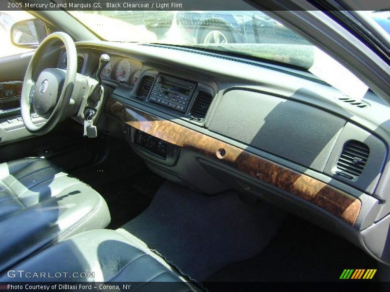 Black Clearcoat / Light Flint 2005 Mercury Grand Marquis GS