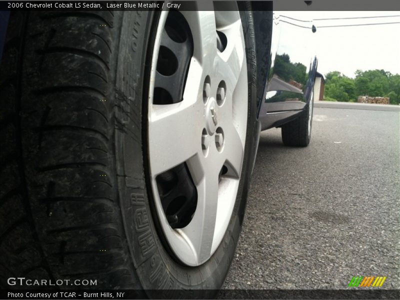 Laser Blue Metallic / Gray 2006 Chevrolet Cobalt LS Sedan