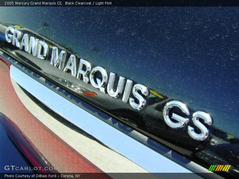 Black Clearcoat / Light Flint 2005 Mercury Grand Marquis GS