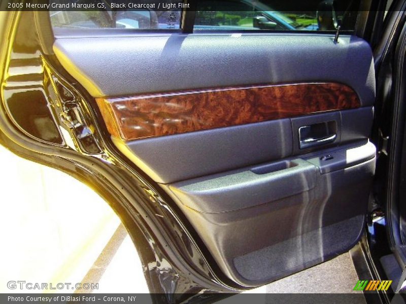 Black Clearcoat / Light Flint 2005 Mercury Grand Marquis GS