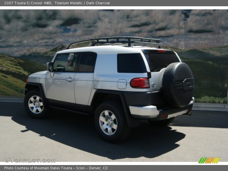 Titanium Metallic / Dark Charcoal 2007 Toyota FJ Cruiser 4WD