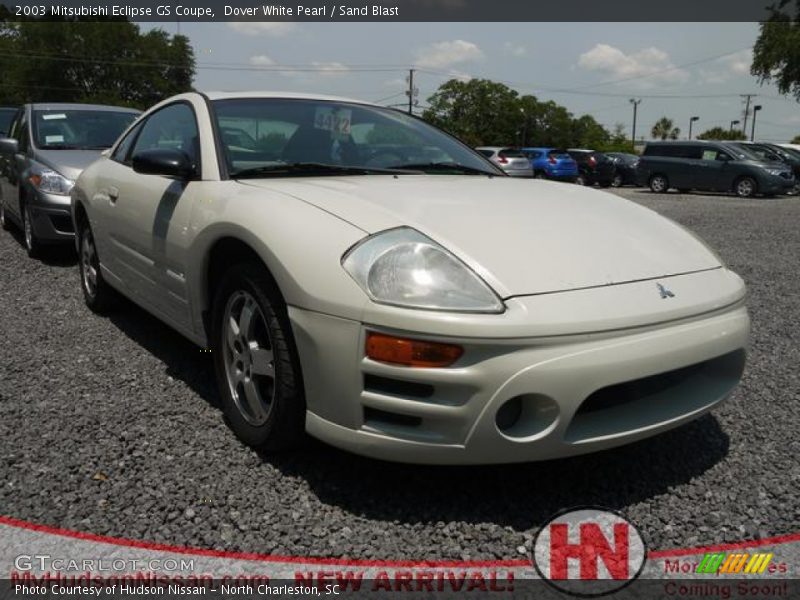 Dover White Pearl / Sand Blast 2003 Mitsubishi Eclipse GS Coupe