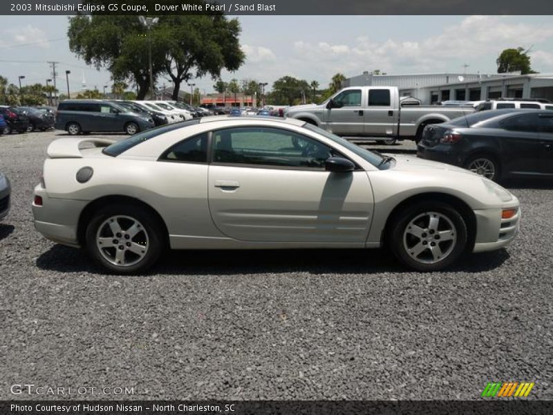 Dover White Pearl / Sand Blast 2003 Mitsubishi Eclipse GS Coupe