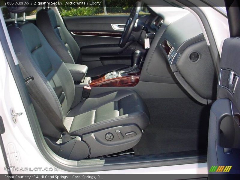 Arctic White / Ebony 2005 Audi A6 3.2 quattro Sedan