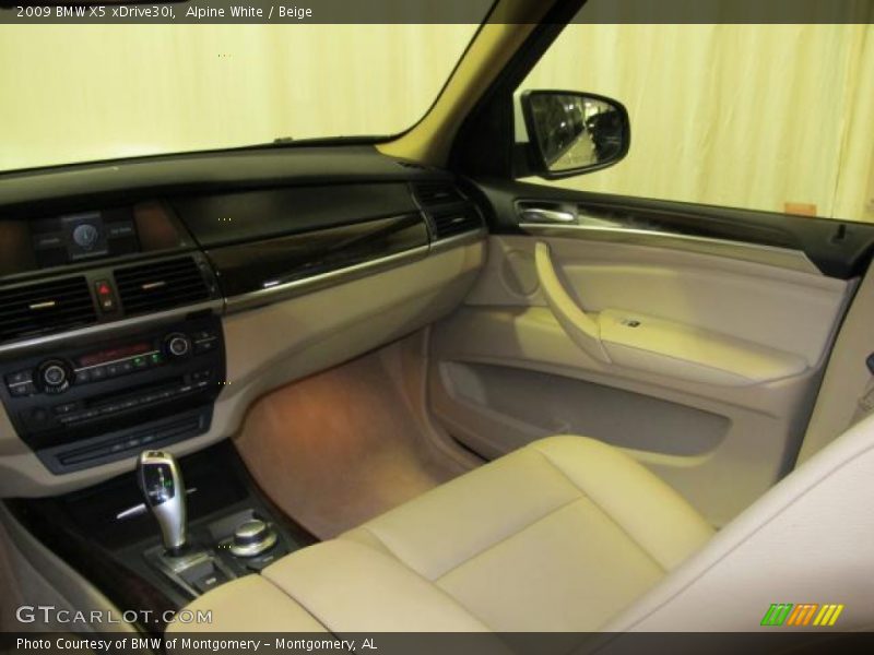 Alpine White / Beige 2009 BMW X5 xDrive30i