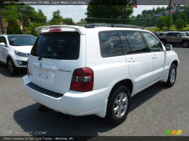 Super White / Ivory Beige 2007 Toyota Highlander V6 4WD