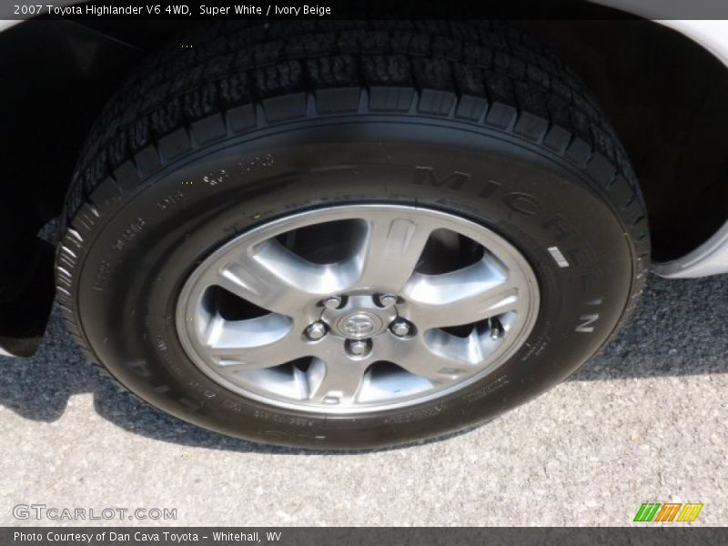 Super White / Ivory Beige 2007 Toyota Highlander V6 4WD