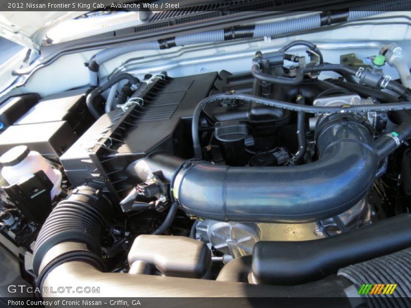 Avalanche White / Steel 2012 Nissan Frontier S King Cab