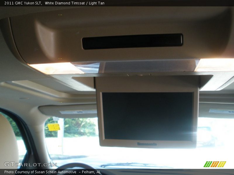 White Diamond Tintcoat / Light Tan 2011 GMC Yukon SLT