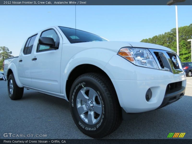 Avalanche White / Steel 2012 Nissan Frontier SL Crew Cab