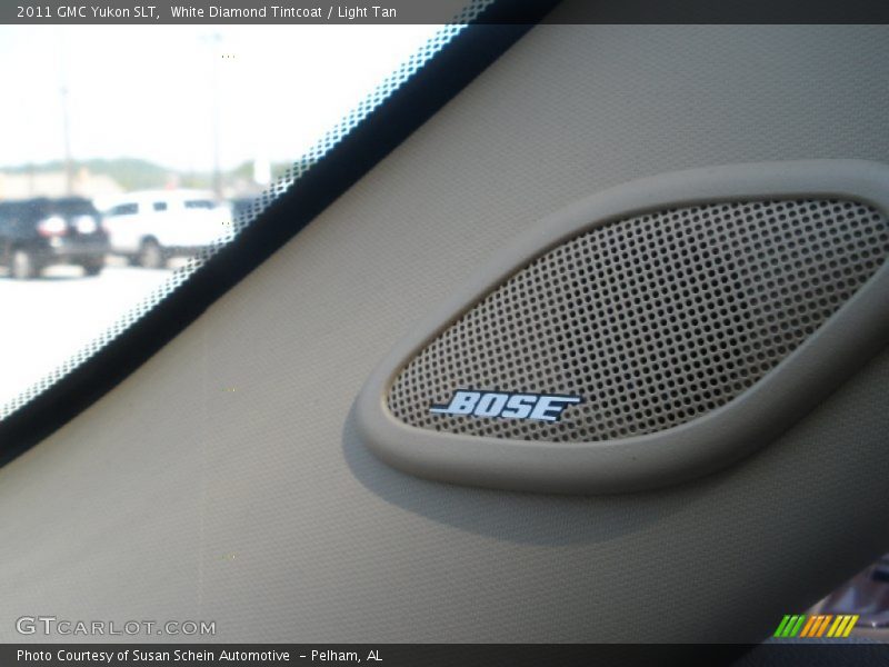 White Diamond Tintcoat / Light Tan 2011 GMC Yukon SLT