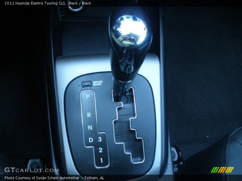 Black / Black 2011 Hyundai Elantra Touring GLS