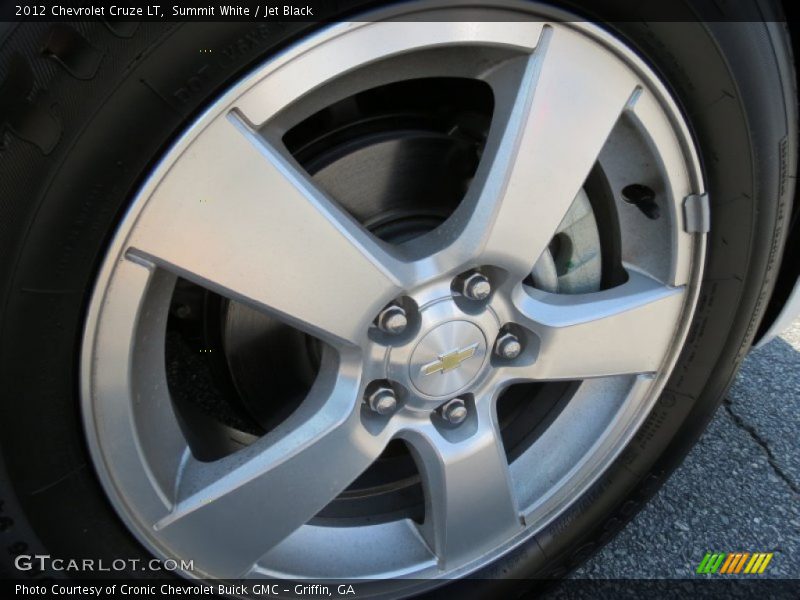 Summit White / Jet Black 2012 Chevrolet Cruze LT