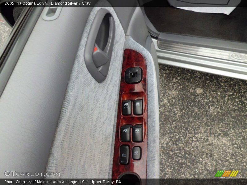 Diamond Silver / Gray 2005 Kia Optima LX V6