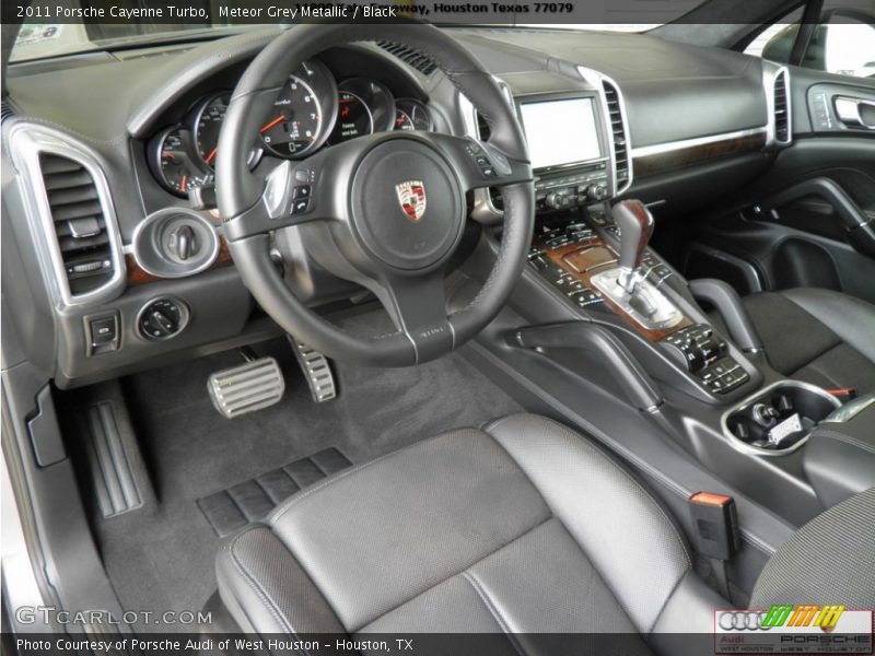 Meteor Grey Metallic / Black 2011 Porsche Cayenne Turbo