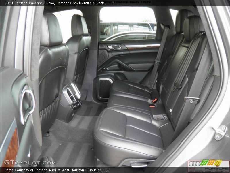 Meteor Grey Metallic / Black 2011 Porsche Cayenne Turbo