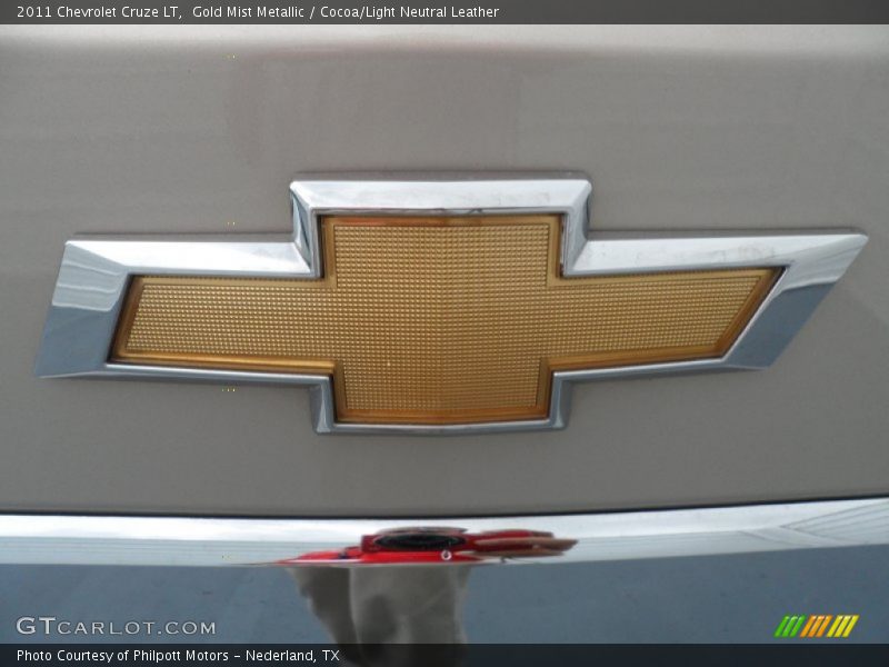 Gold Mist Metallic / Cocoa/Light Neutral Leather 2011 Chevrolet Cruze LT