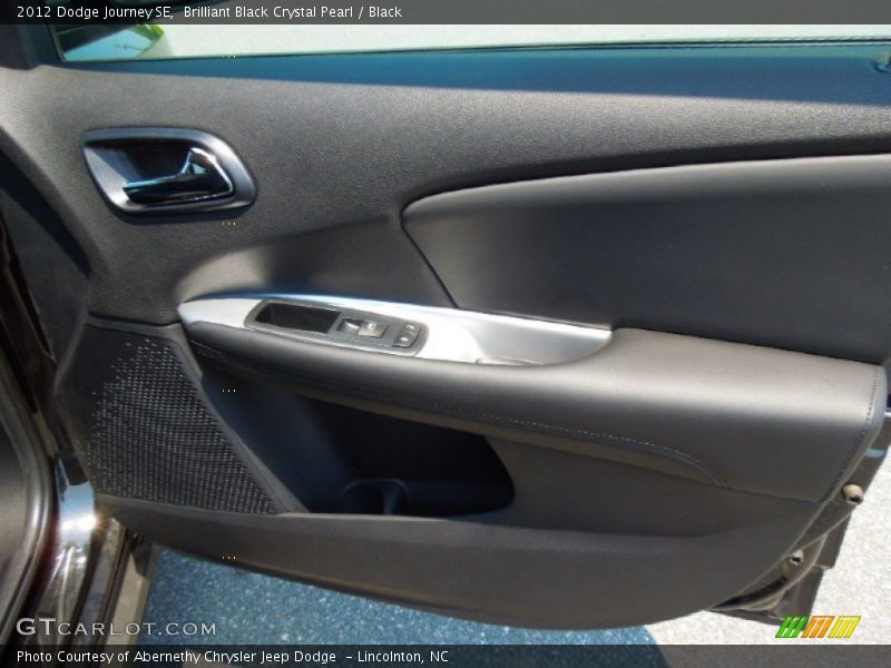 Brilliant Black Crystal Pearl / Black 2012 Dodge Journey SE