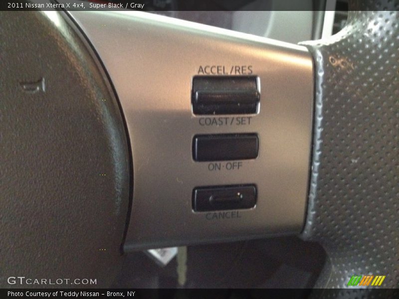 Super Black / Gray 2011 Nissan Xterra X 4x4