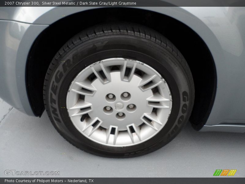 2007 300  Wheel
