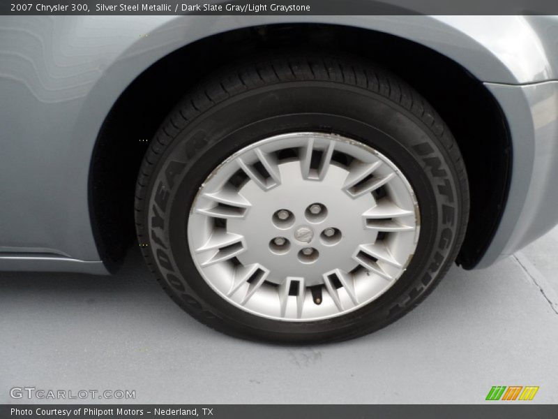 Silver Steel Metallic / Dark Slate Gray/Light Graystone 2007 Chrysler 300