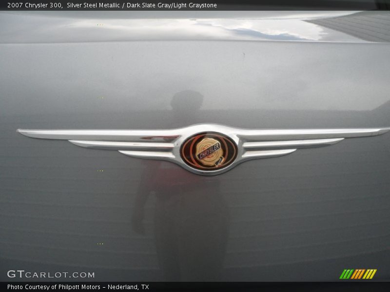  2007 300  Logo