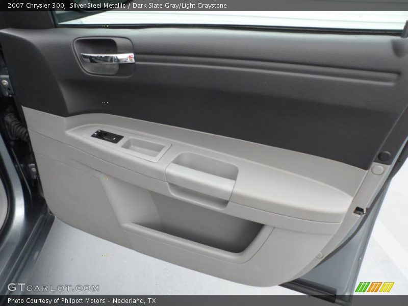 Silver Steel Metallic / Dark Slate Gray/Light Graystone 2007 Chrysler 300