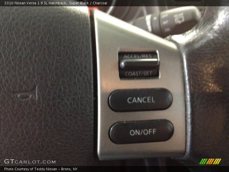 Super Black / Charcoal 2010 Nissan Versa 1.8 SL Hatchback