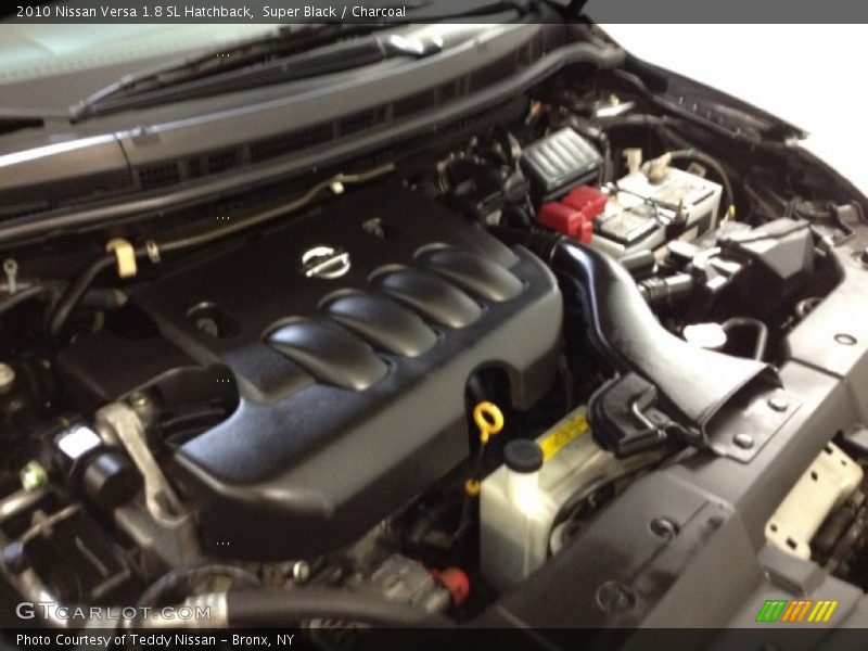 Super Black / Charcoal 2010 Nissan Versa 1.8 SL Hatchback