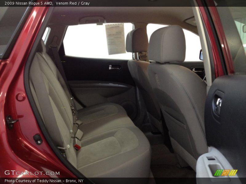 Venom Red / Gray 2009 Nissan Rogue S AWD