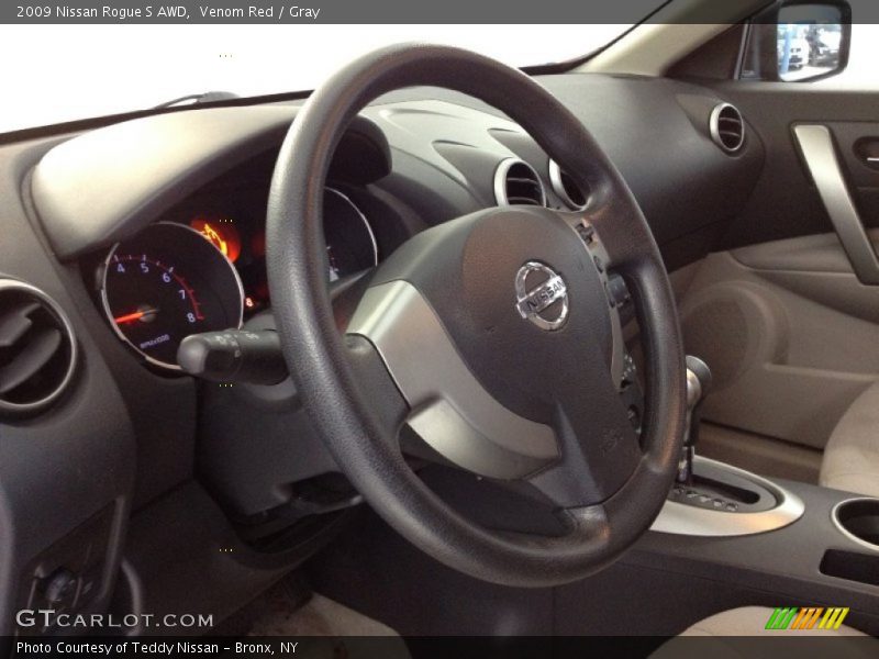 Venom Red / Gray 2009 Nissan Rogue S AWD