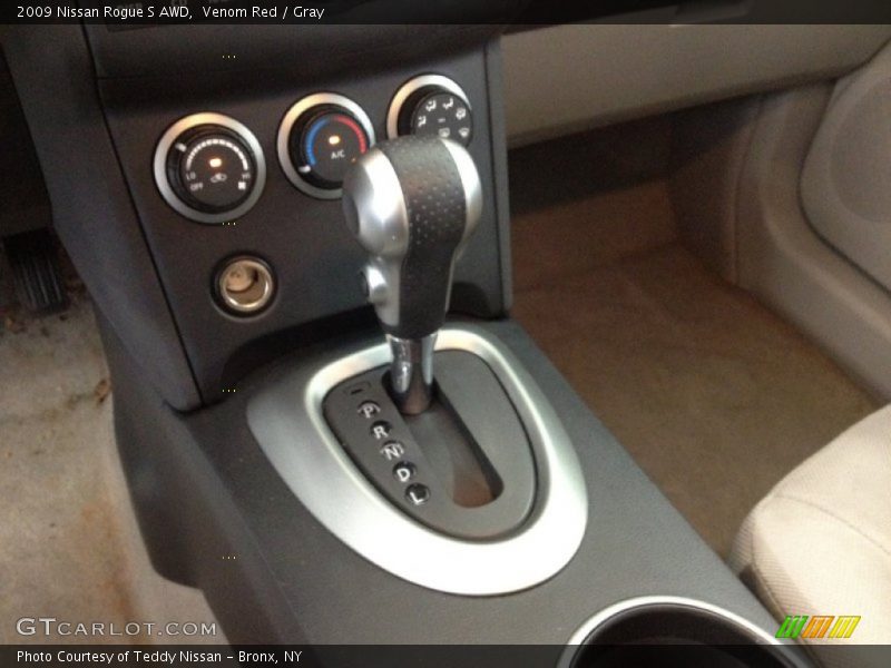 Venom Red / Gray 2009 Nissan Rogue S AWD