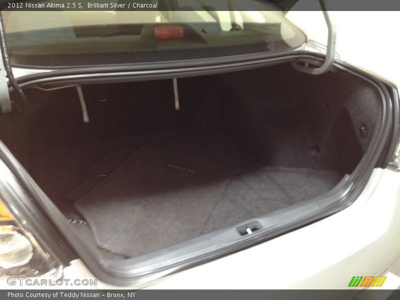 Brilliant Silver / Charcoal 2012 Nissan Altima 2.5 S