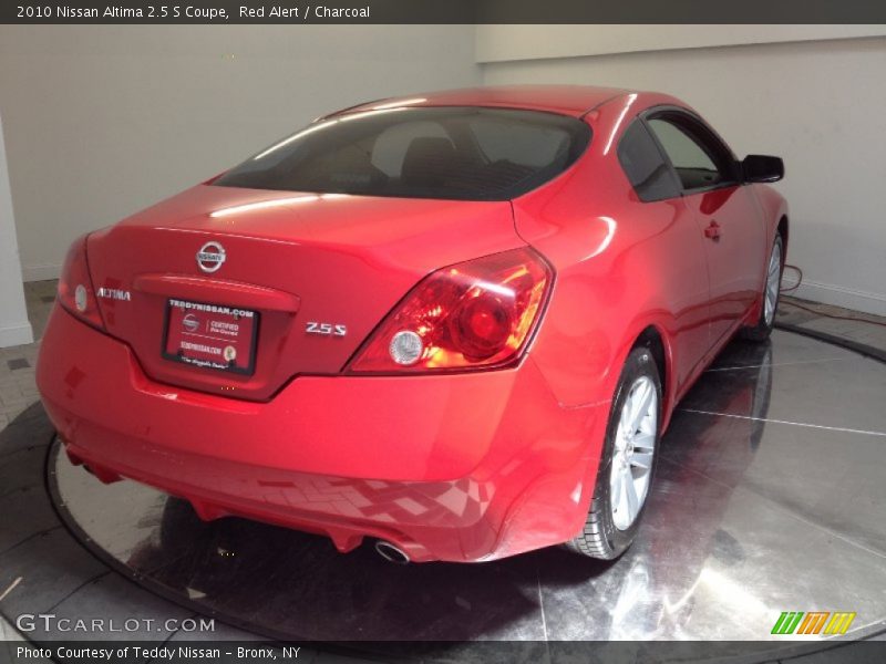 Red Alert / Charcoal 2010 Nissan Altima 2.5 S Coupe