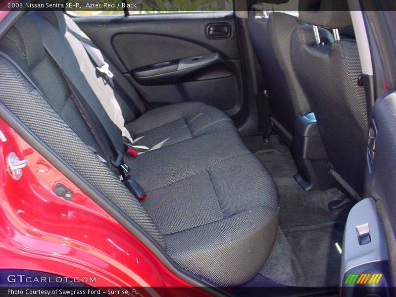 Aztec Red / Black 2003 Nissan Sentra SE-R
