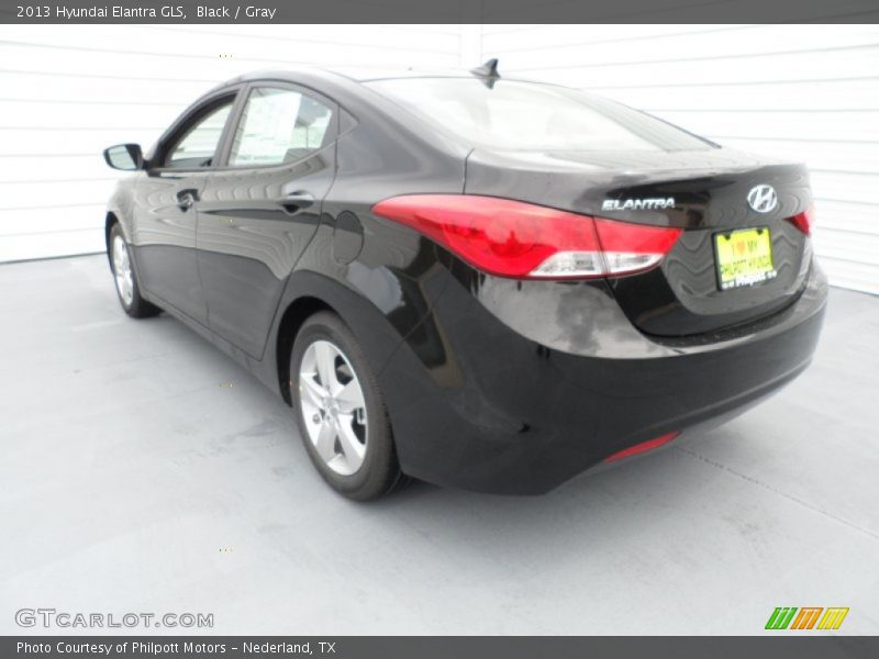 Black / Gray 2013 Hyundai Elantra GLS