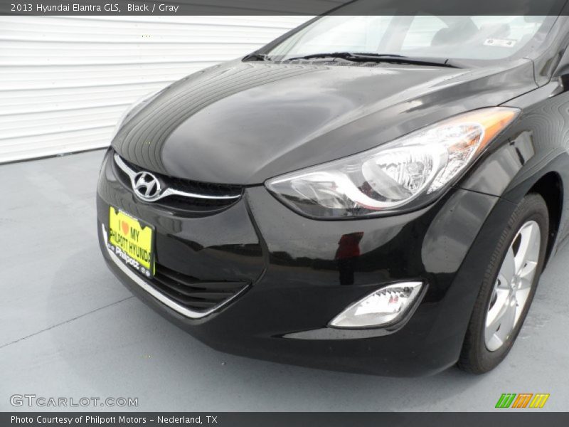 Black / Gray 2013 Hyundai Elantra GLS