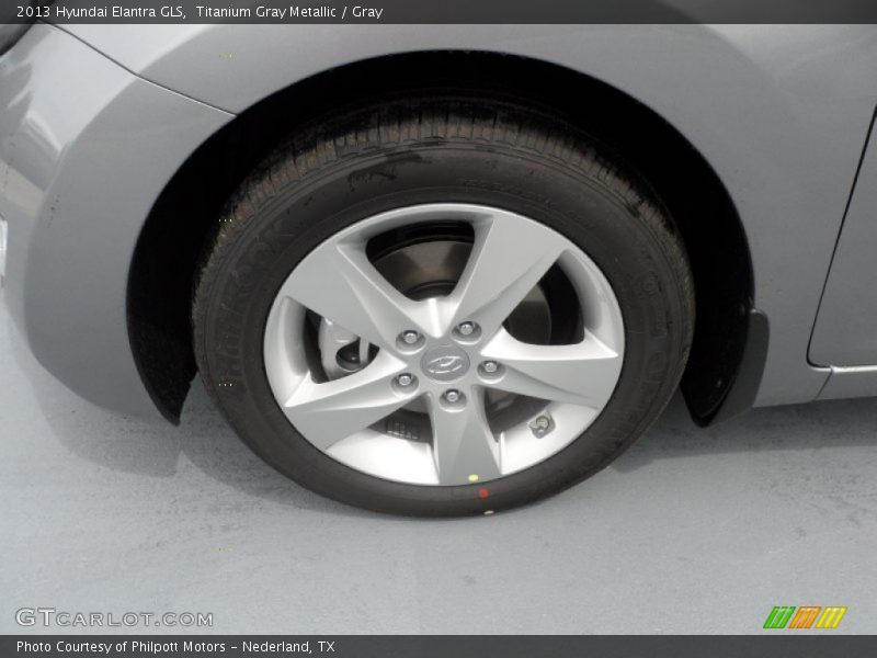 Titanium Gray Metallic / Gray 2013 Hyundai Elantra GLS