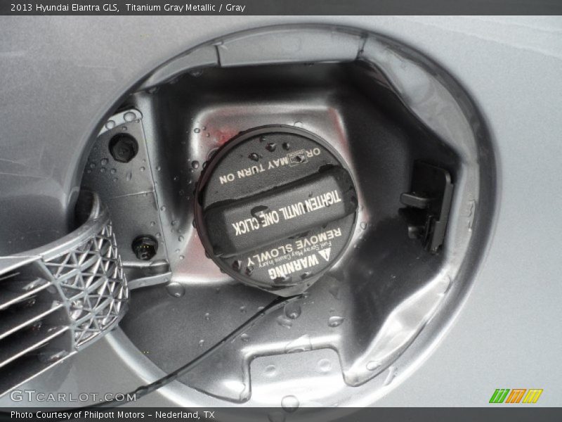 Titanium Gray Metallic / Gray 2013 Hyundai Elantra GLS