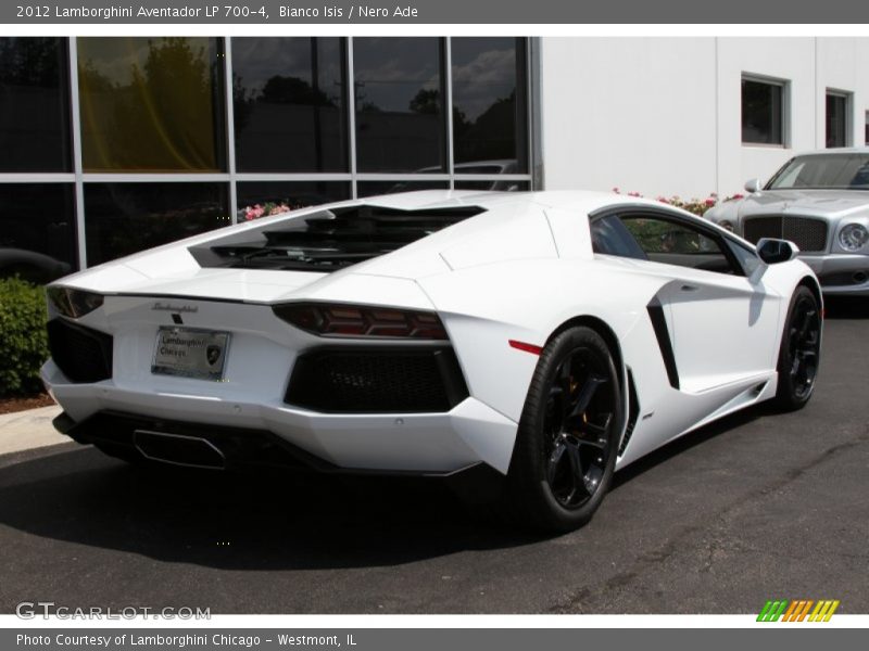 Bianco Isis / Nero Ade 2012 Lamborghini Aventador LP 700-4