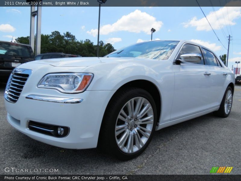 Bright White / Black 2011 Chrysler 300 C Hemi