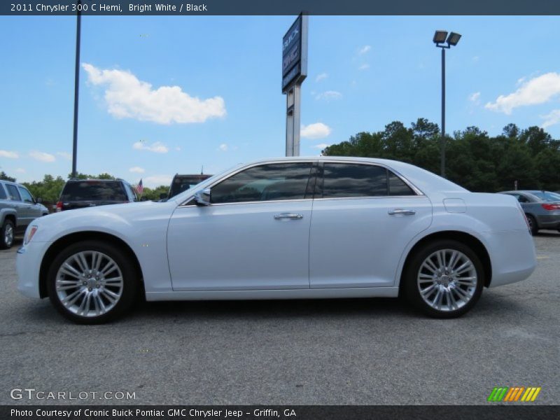 Bright White / Black 2011 Chrysler 300 C Hemi
