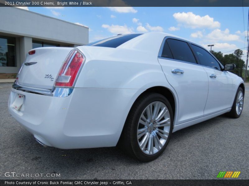 Bright White / Black 2011 Chrysler 300 C Hemi