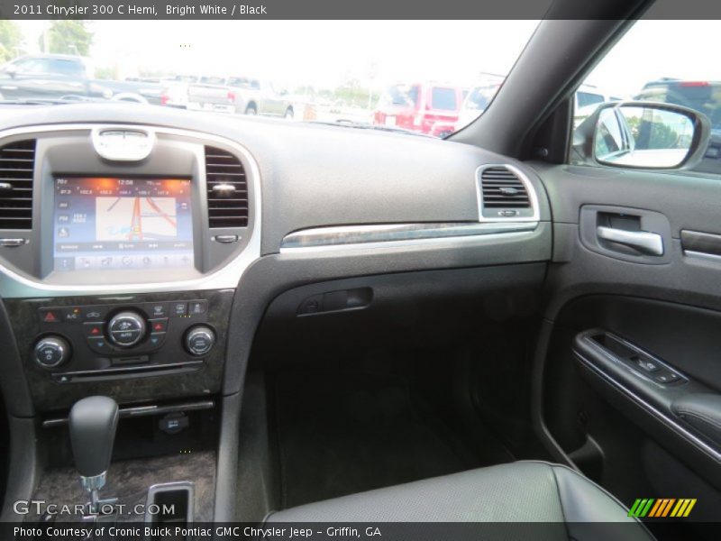 Bright White / Black 2011 Chrysler 300 C Hemi